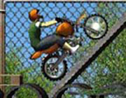Play Construction Yard Bike on Play26.COM